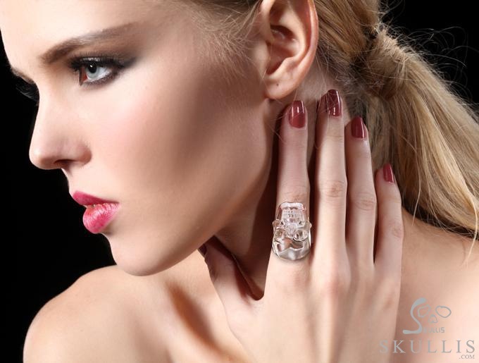 Visage - Skullis Signature Quartz Rock Crystal & 925 Sterling Silver Carved Gemstone Crystal Skull with Sterling Silver Ring Visage - Skullis Signature Quartz Rock Crystal & 925 Sterling Silver Carved Gemstone Crystal Skull with Sterling Silver Ring